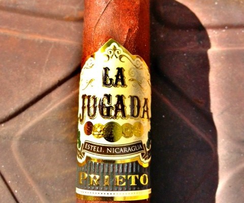 La Jugada Prieto cigar review and rating