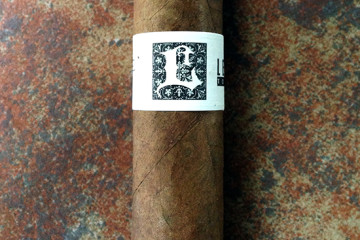 Leccia White Label cigar review