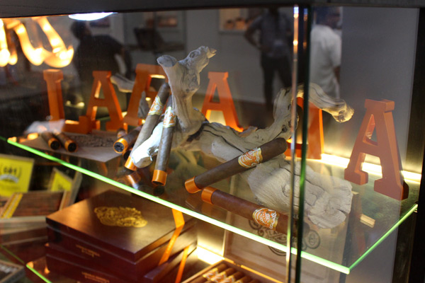 Espinosa Laranja cigars display IPCPR 2014