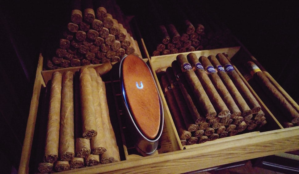 BLÜME by Cigar Zen humidification system