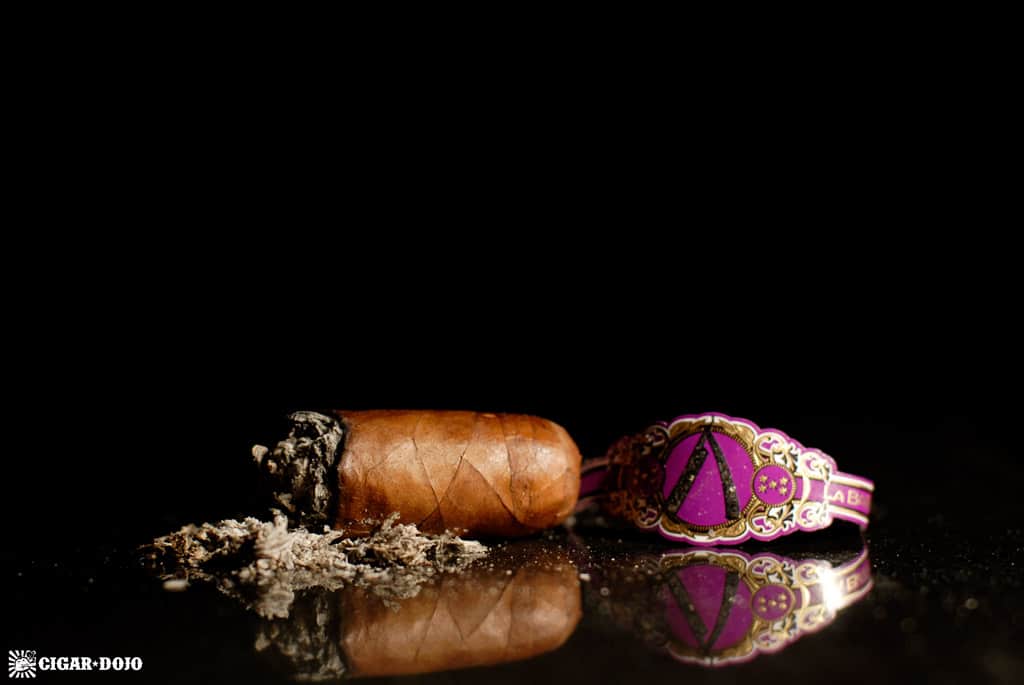 La Barba Purple robusto cigar review and rating
