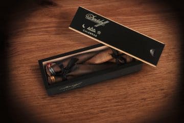 Davidoff Culebras Limited Edition cigar coffin open