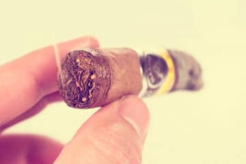 JRE Tobacco Co. Aladino Robusto cigar review