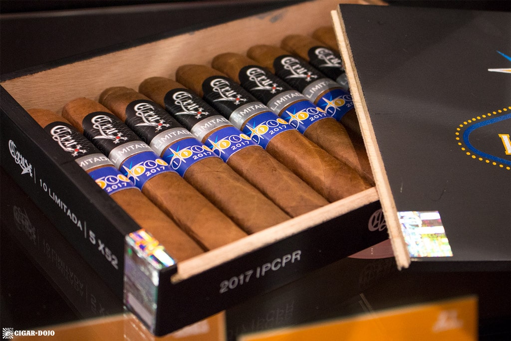 Crux Limitada IPCPR Show Exclusive cigars open box IPCPR 2017
