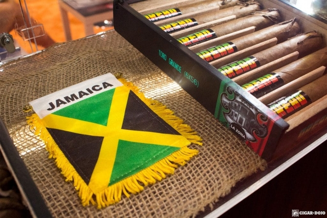 Espinosa Reggae Jamaican flag display IPCPR 2017