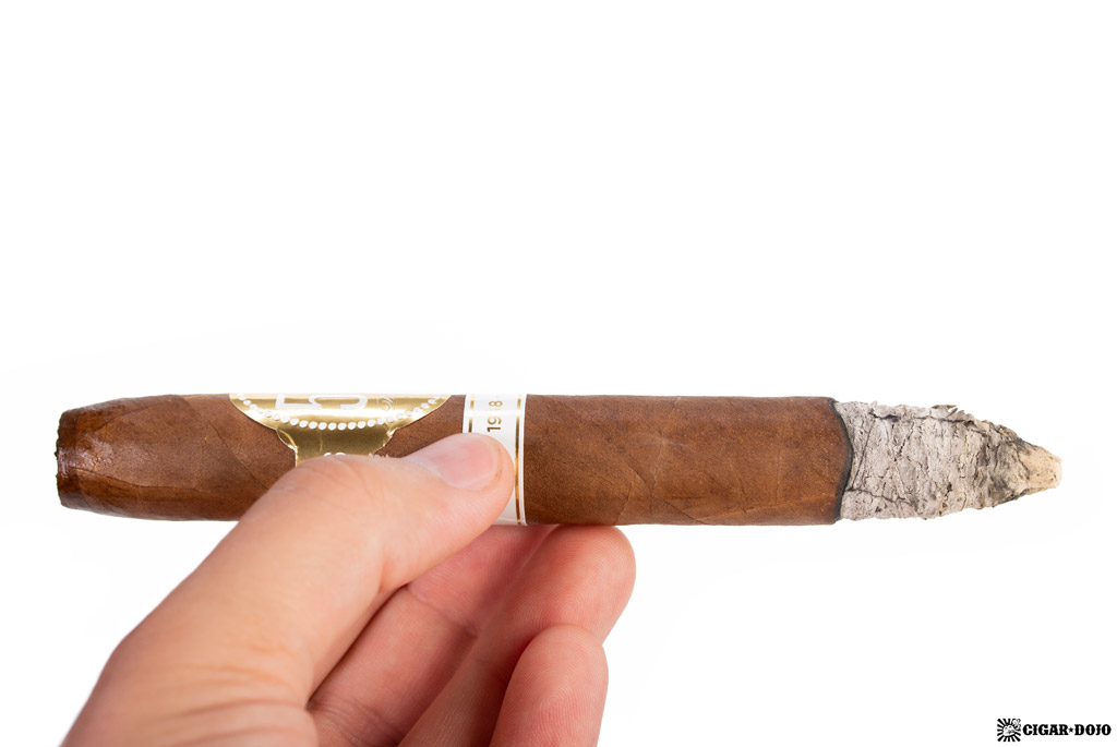 Davidoff 50th Diademas Finas cigar smoking