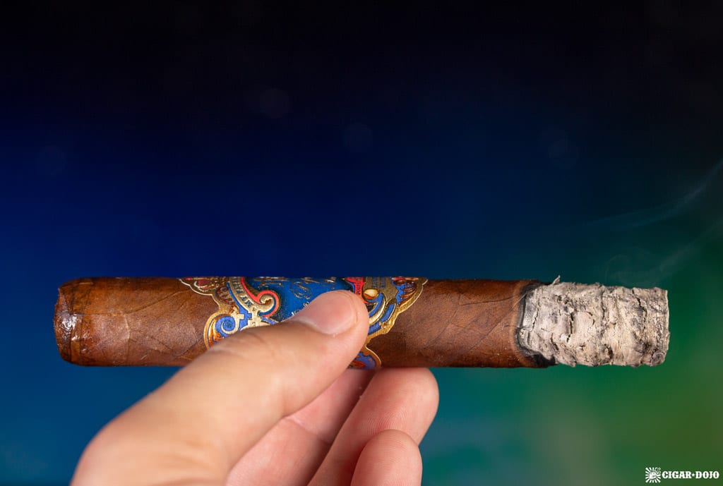 Don Pepín García 15th Anniversary Limited Edition Robusto cigar ash