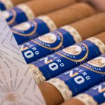 Joya de Nicaragua Número Uno L’Ambassadeur cigars open box