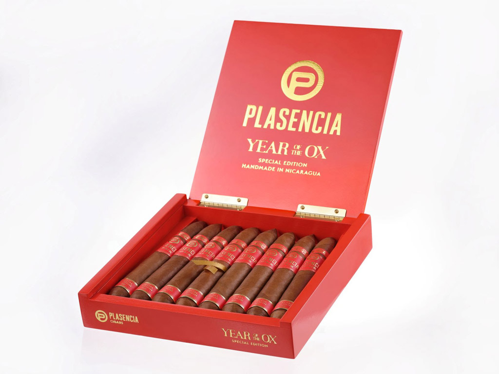 Plasencia Year of the Ox cigar box open