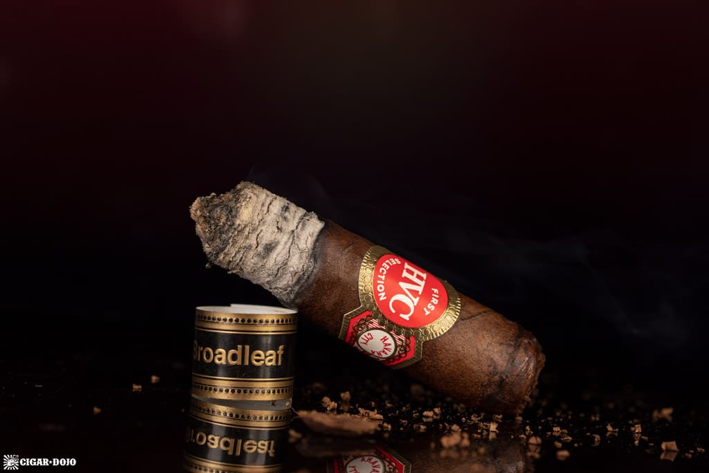 HVC First Selection Broadleaf Toro cigar nub finished