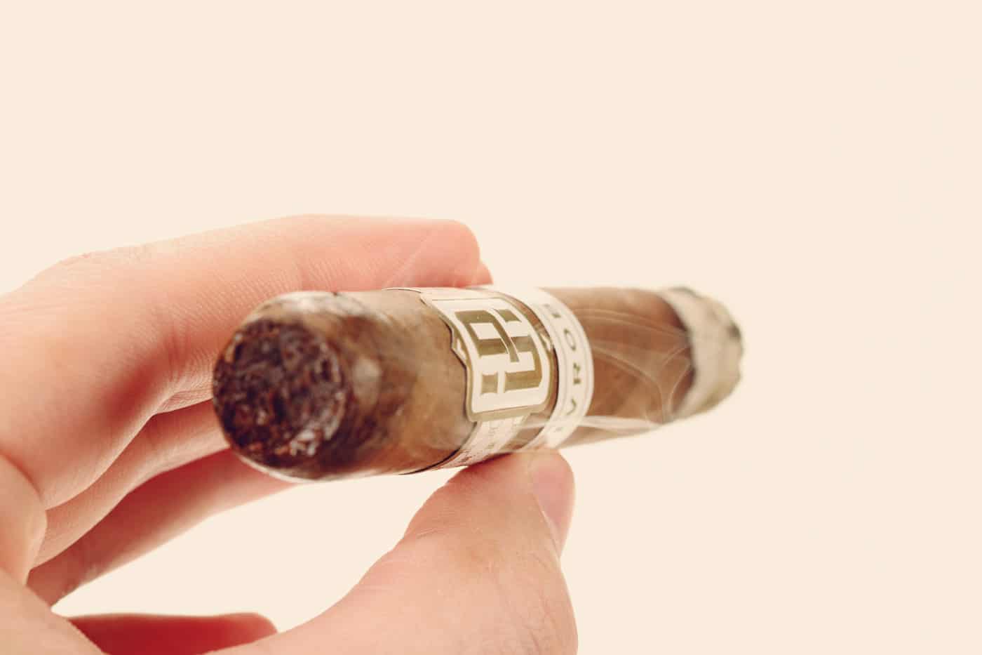Ilusione PIV Robusto cigar review