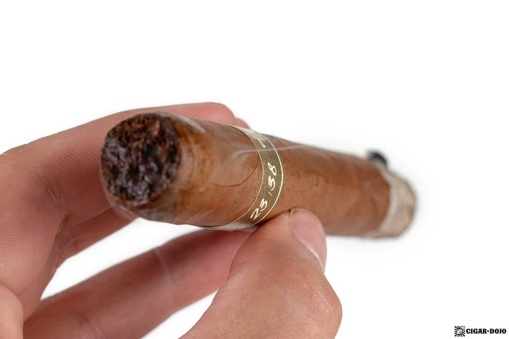 Lost & Found 22 Minutes to Midnight Habano de Oro Toro cigar smoking