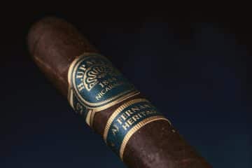 H. Upmann Nicaragua AJ Fernandez Heritage Toro cigar review