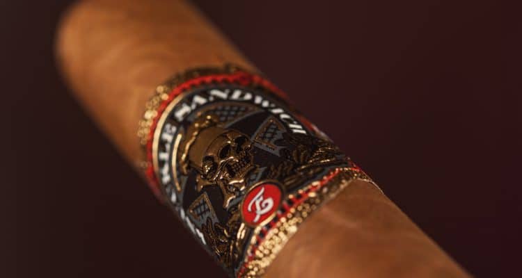 Knuckle-Sandwich-Connecticut-Robusto-J-cigar-review - Cigar Dojo